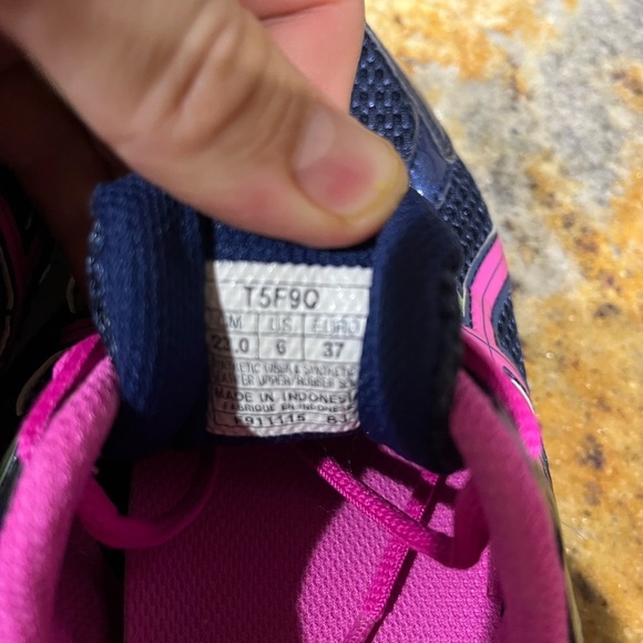 ASICS Gel Contend 3 size 6 - Picture 6 of 9